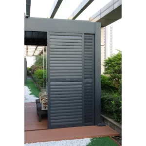 Sliding alu panel for bioclimatic pergola.